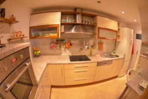 Гостиница Apartment Sunset Red  Задар
